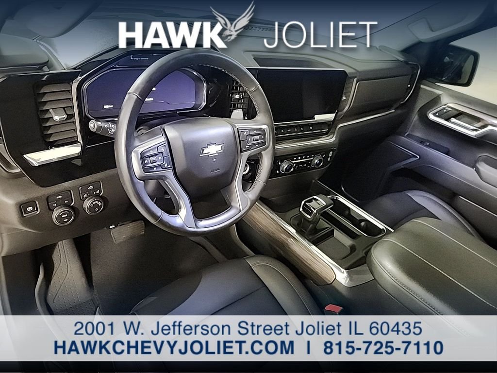 Used 2024 White Chevrolet LT image 13