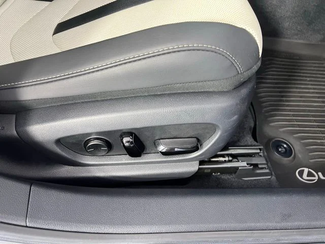 Used 2022 Silver Lexus 350 F Sport image 42