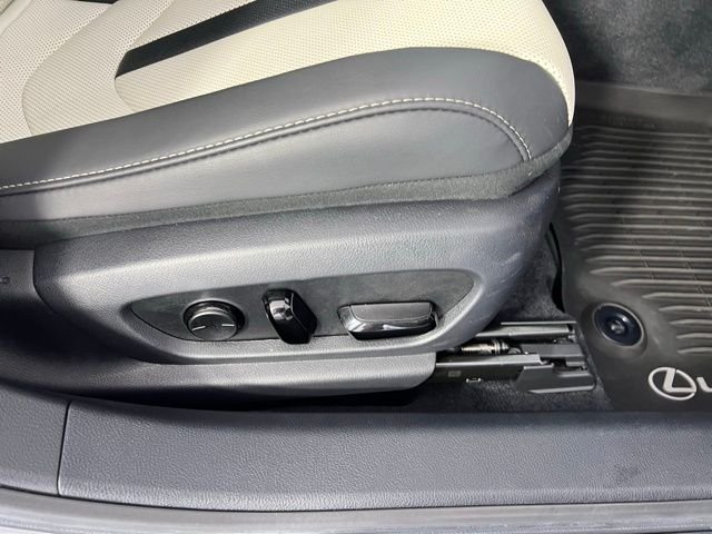 Used 2022 Silver Lexus 350 F Sport image 42