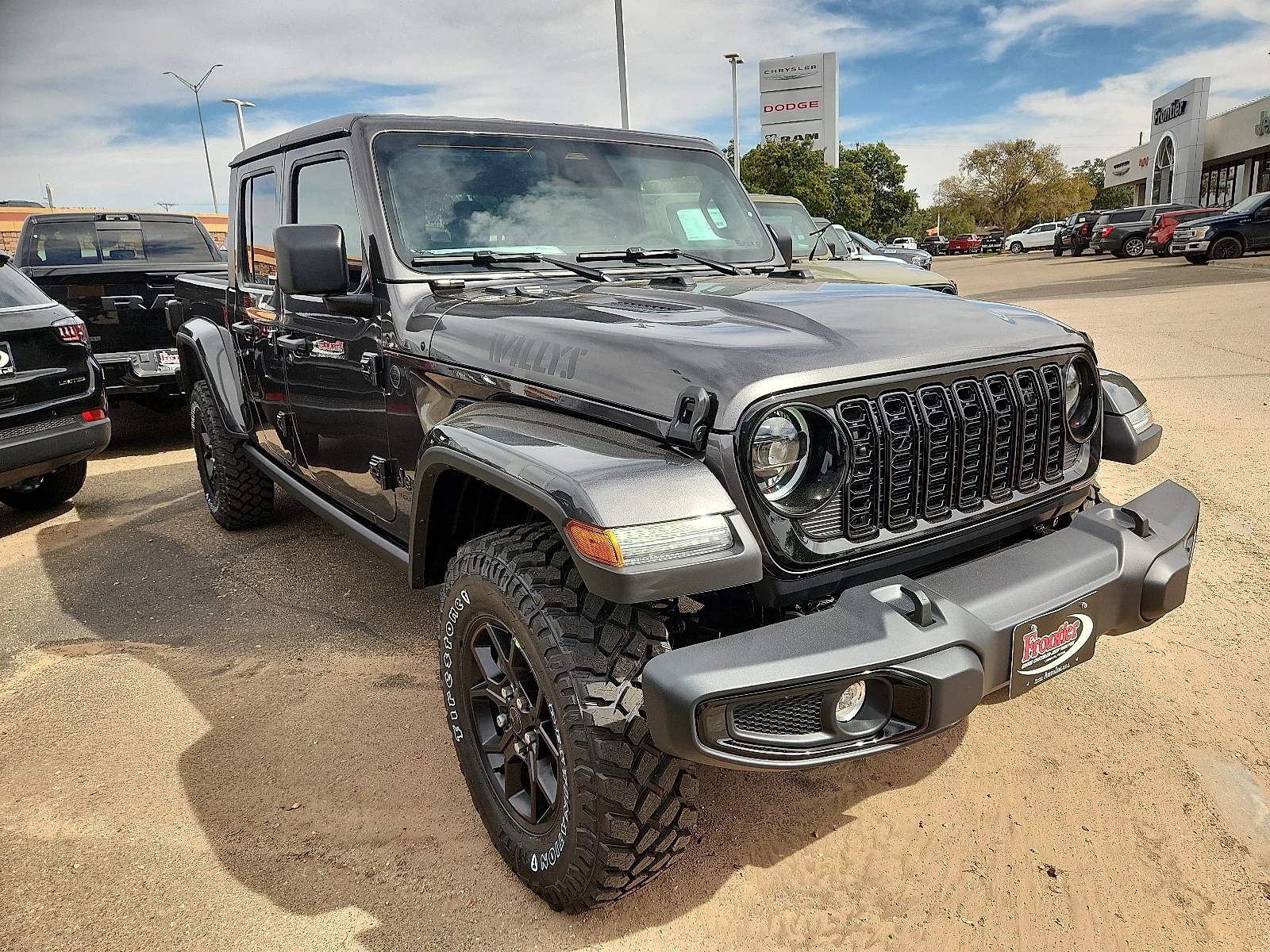New 2027 Granite Crystal Metallic Clear-Coat Paint Jeep WILLYS 4X4 image 4