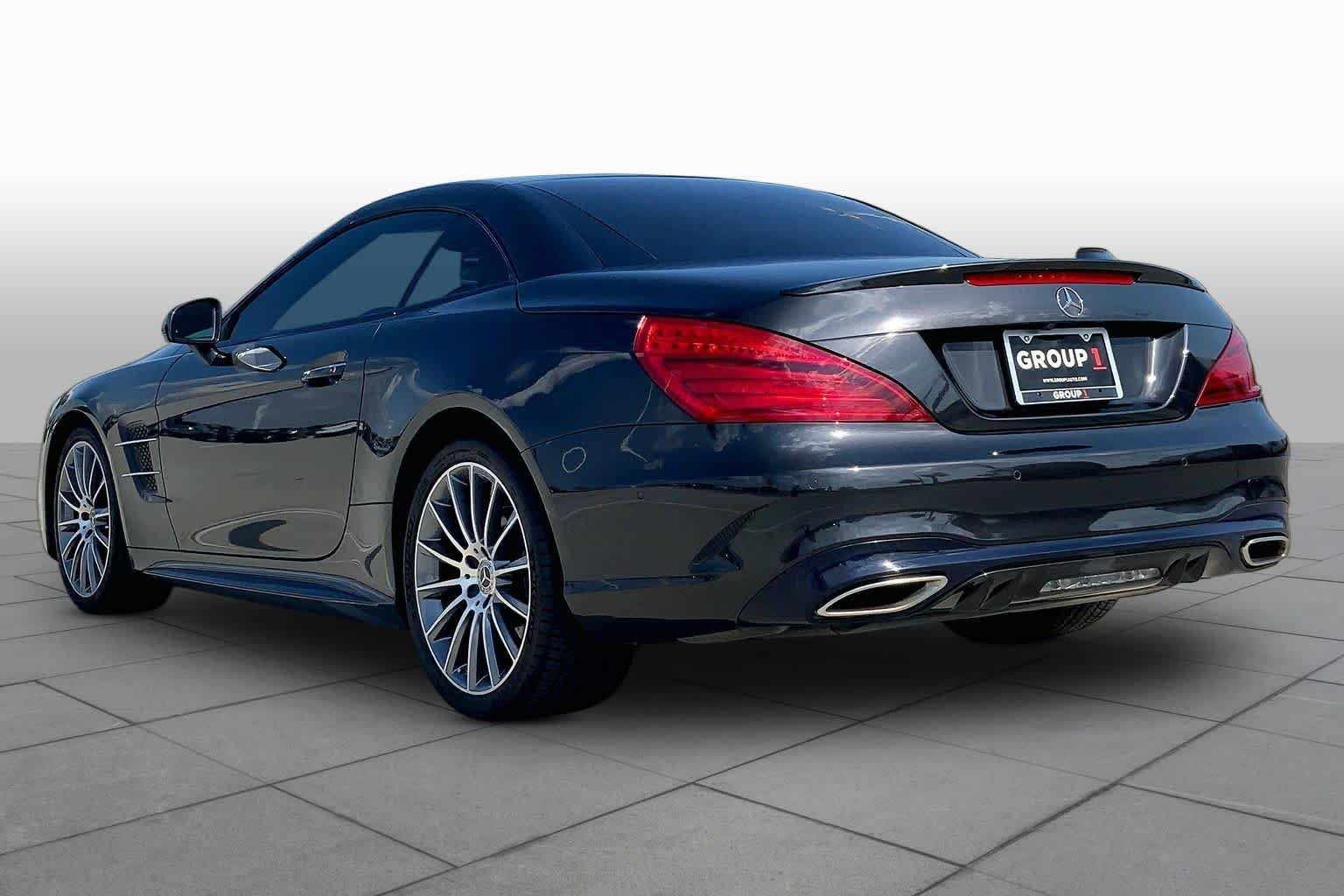 Used 2019 Graphite Grey Metallic Mercedes-Benz SL 550 image 12