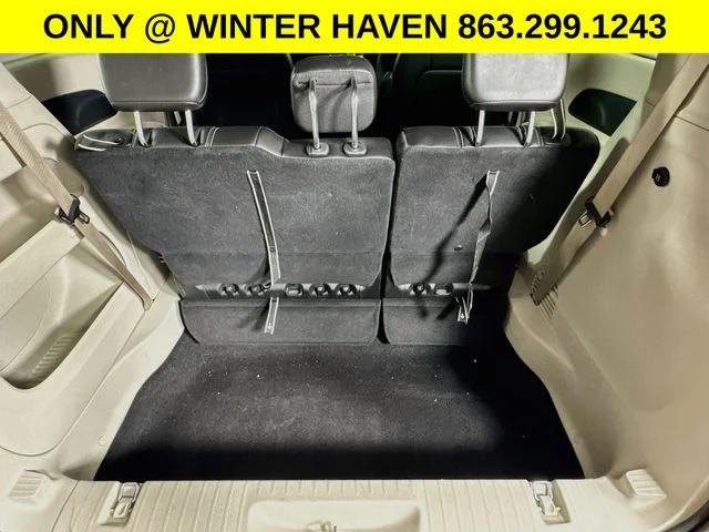 Used 2024 Red Chrysler Touring L image 24