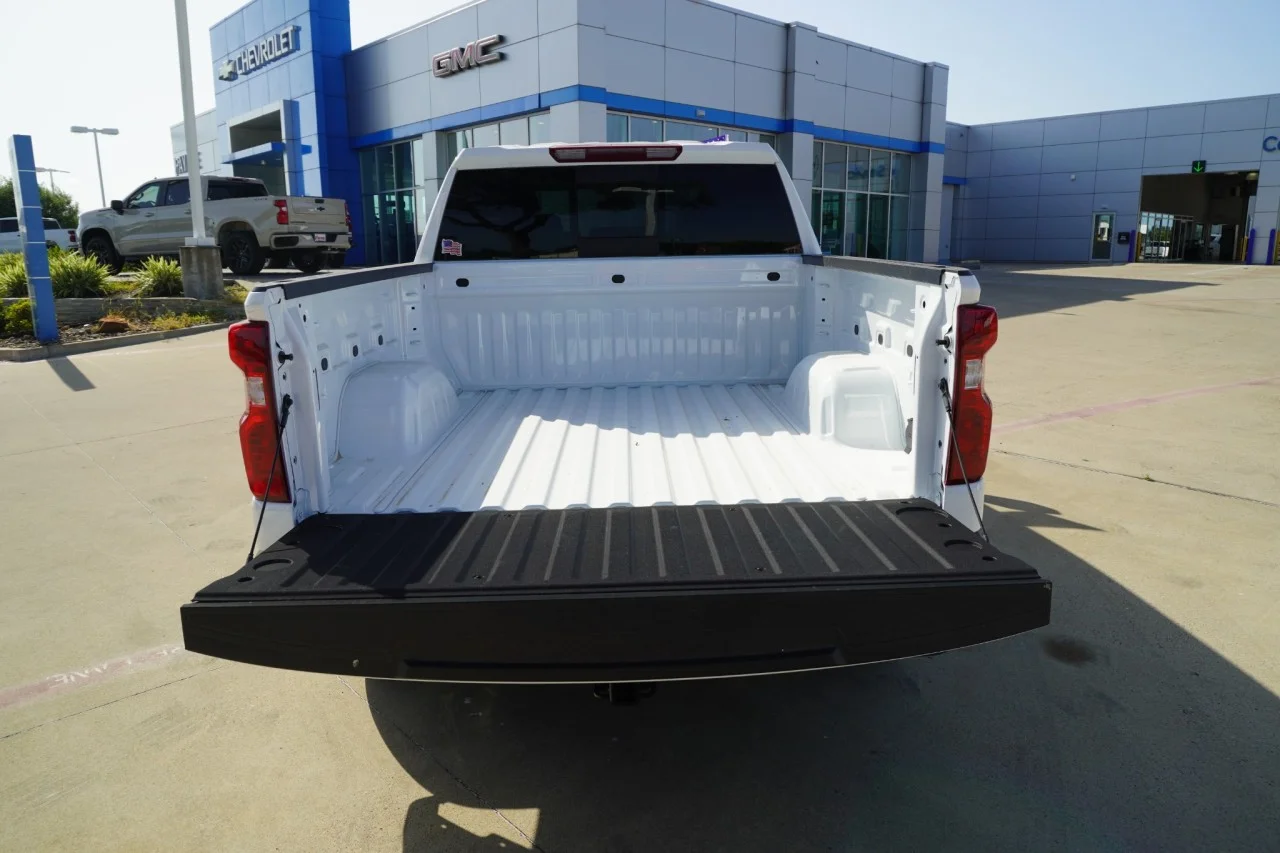 2026 Chevrolet Silverado 1500 LT - Photo 9