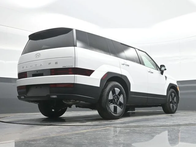 New 2026 White Hyundai SE image 18