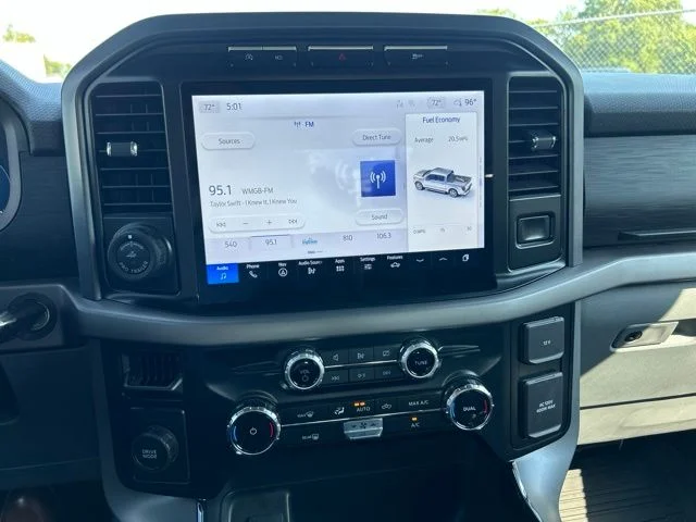 Used 2024 Silver Ford XLT image 12
