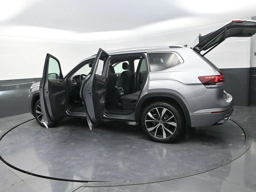 New 2026  Volkswagen 2.0T SEL Premium R-Line image 34