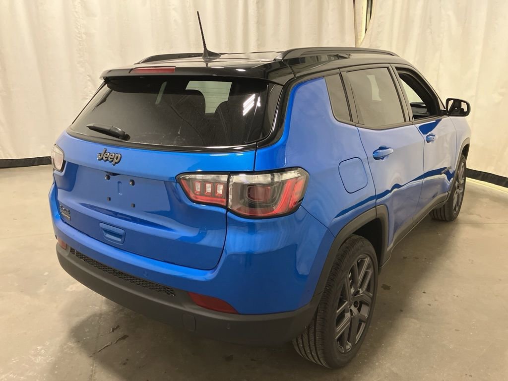 New 2026 Hydro Blue Pearl-Coat Exterior Paint Jeep Limited Altitude image 20