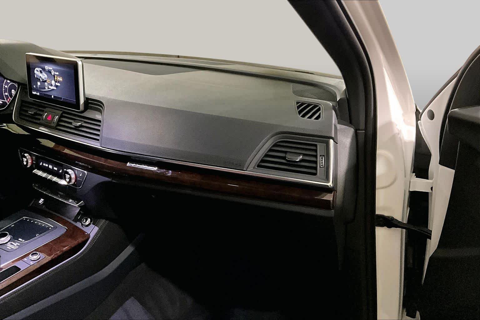 Used 2019 Ibis White Audi Premium Plus image 18