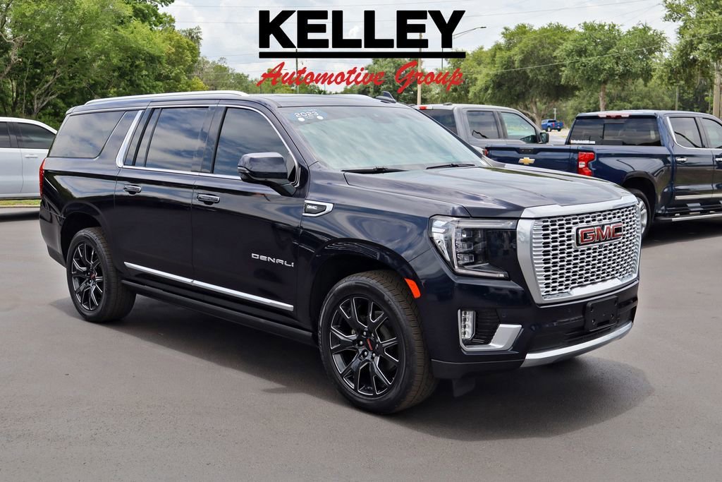 2023 GMC Yukon Denali 2WD's photo