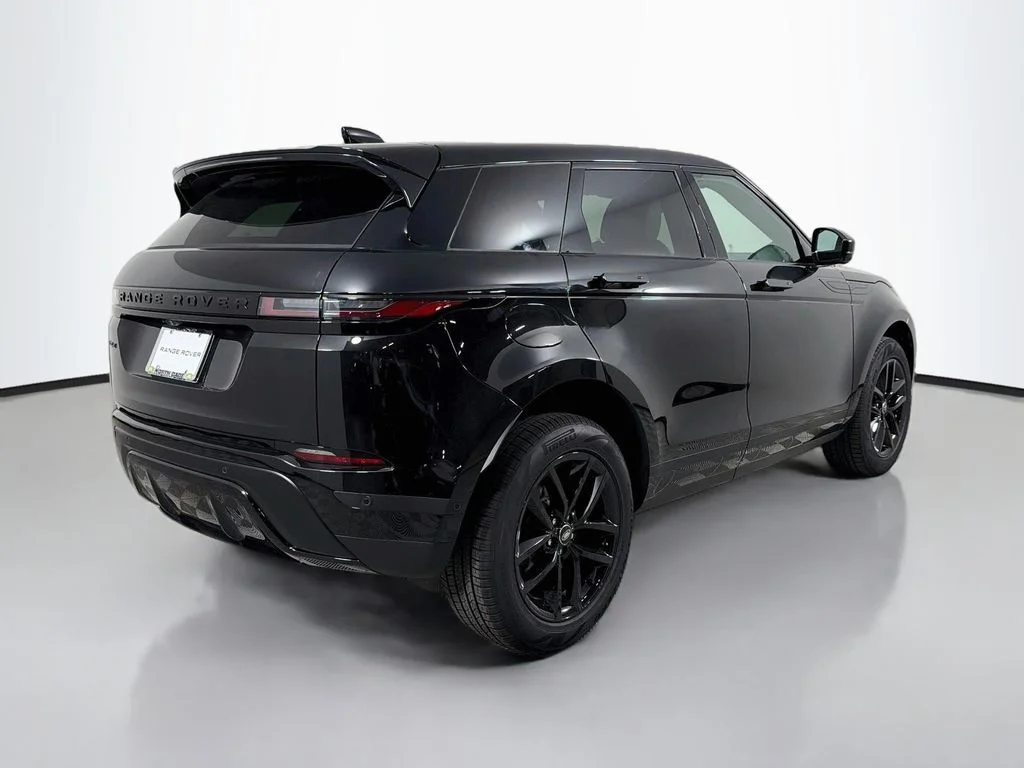 New 2026 Santorini Black Land Rover S image 5