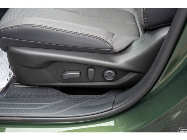 New 2026 DEEP EMERALD GREEN PEARL Subaru Limited image 30