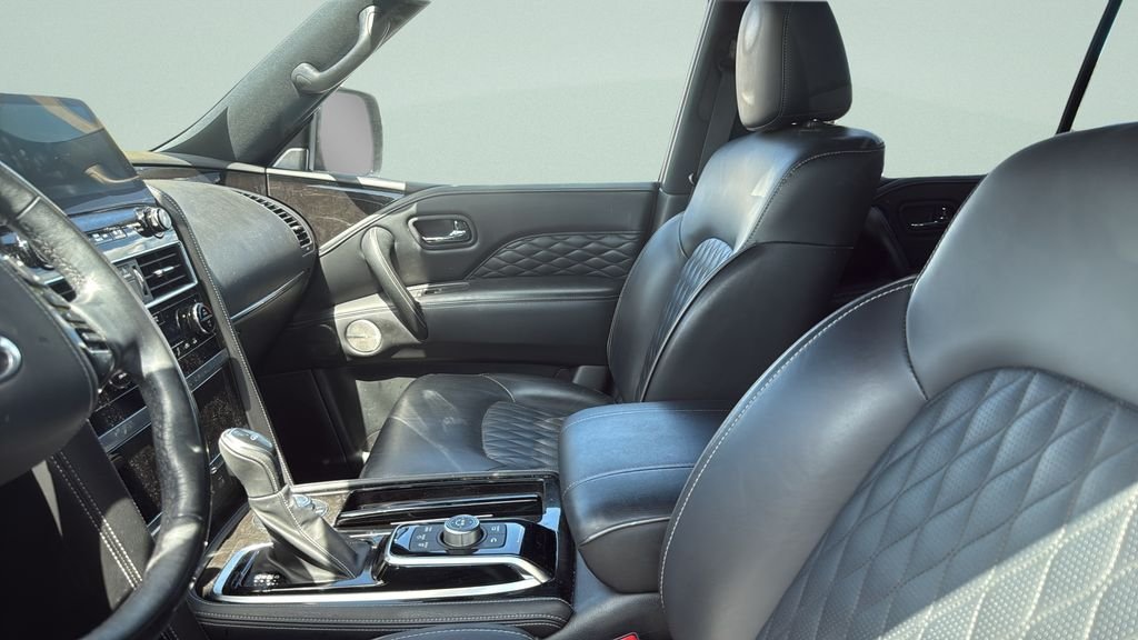 Used 2024 Blue INFINITI Sensory image 5