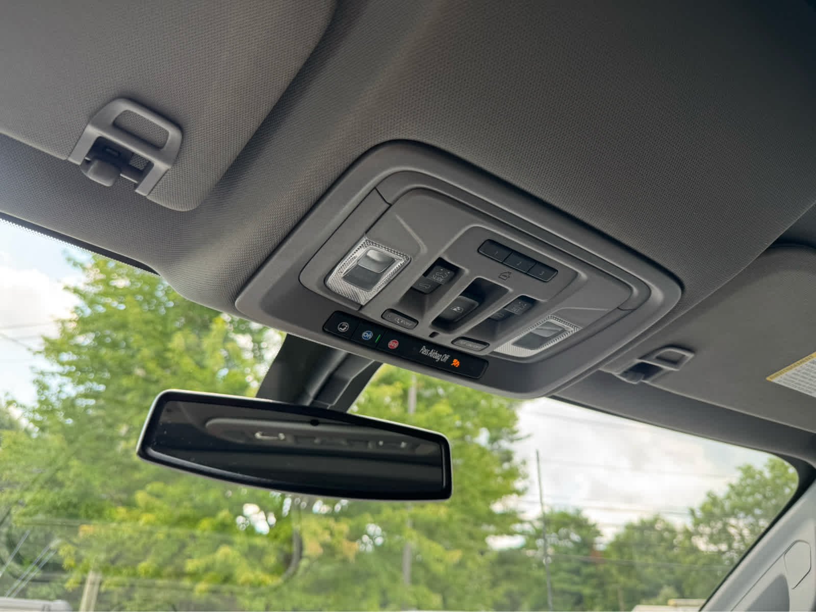 Used 2021 Summit White Chevrolet LTZ image 23
