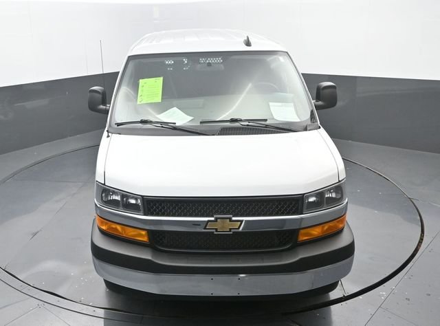 2024 Chevrolet Express Cargo Work Van - Photo 26