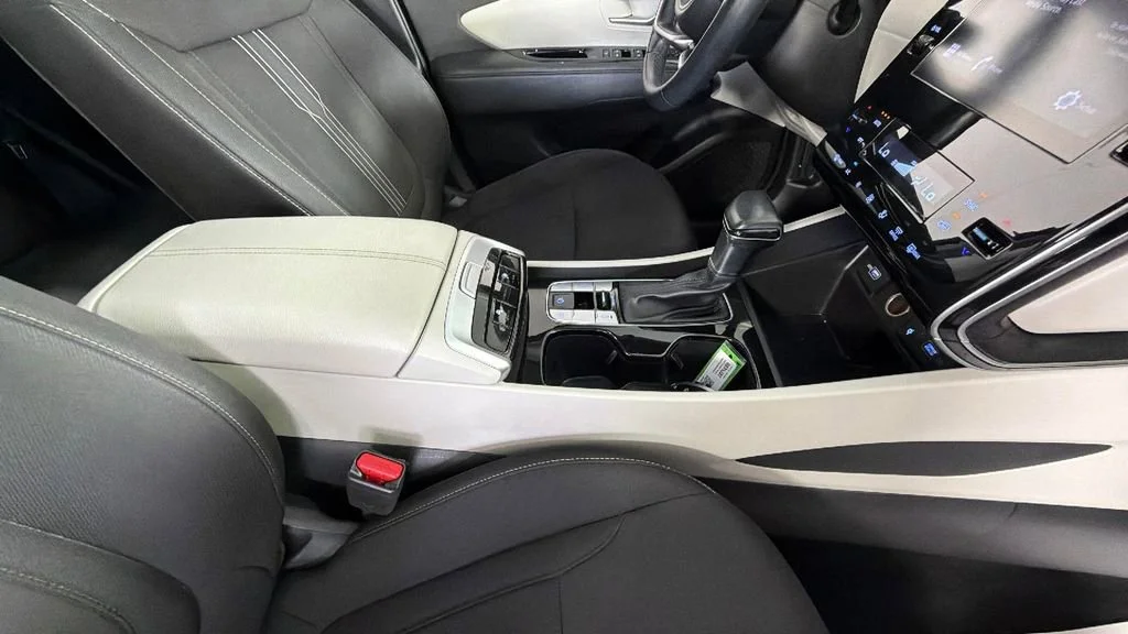 Used 2022  Hyundai SEL image 35