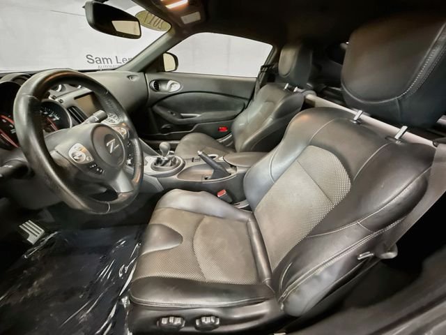 Used 2017 Gray Nissan Touring image 20