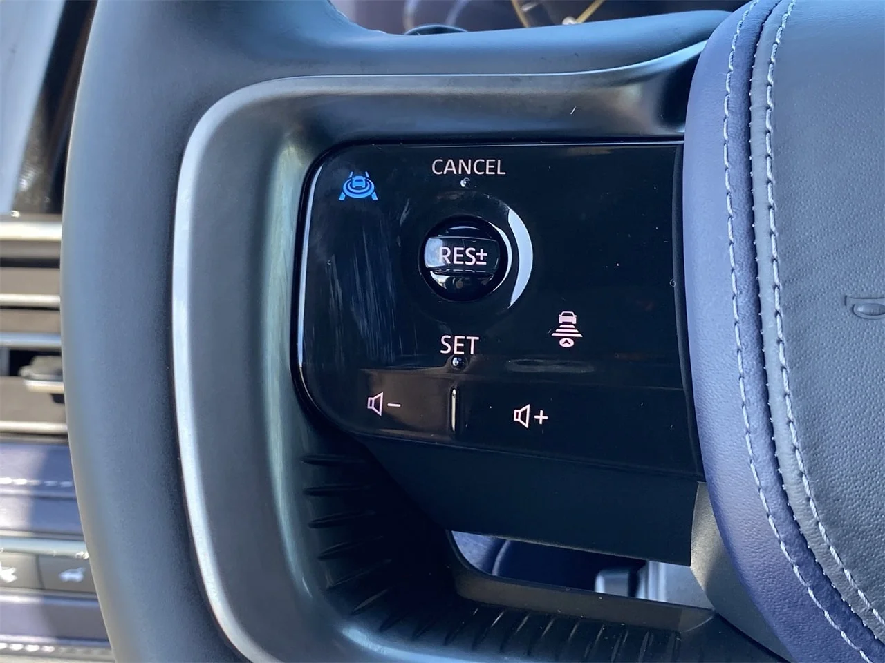 2026 INFINITI QX80 Sport - Photo 32