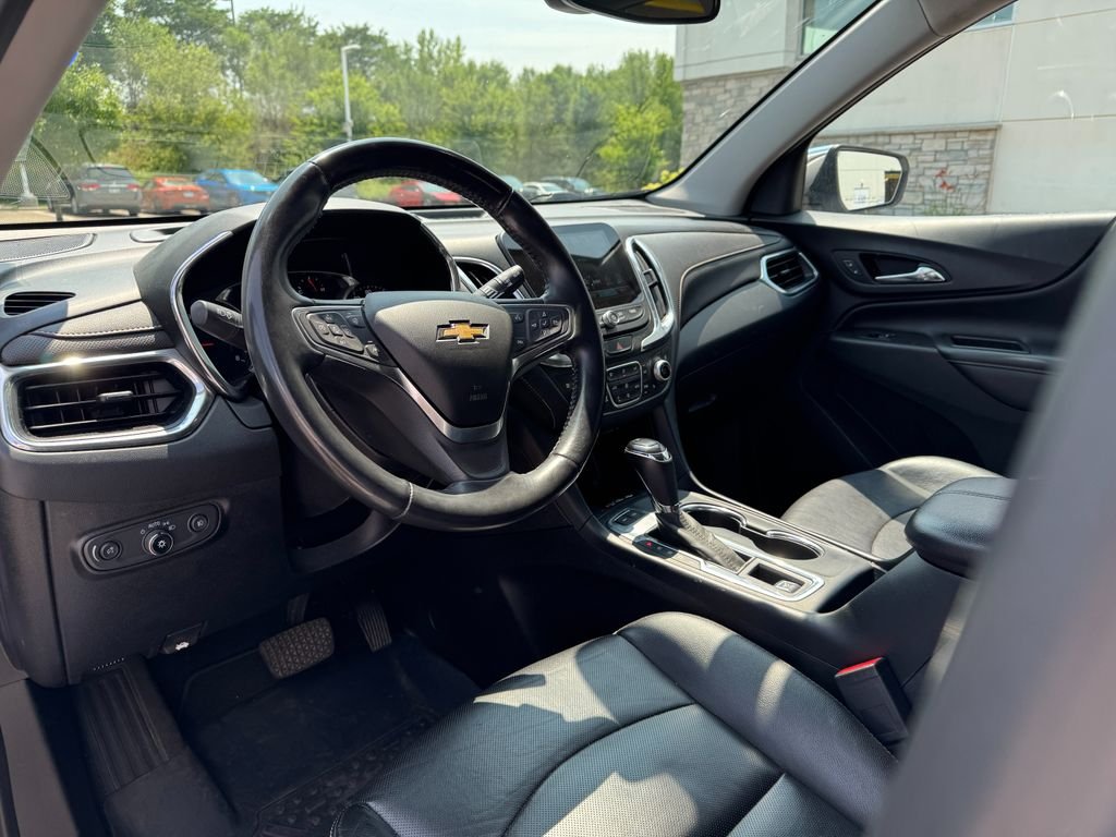 Used 2018 Summit White Chevrolet Premier image 7