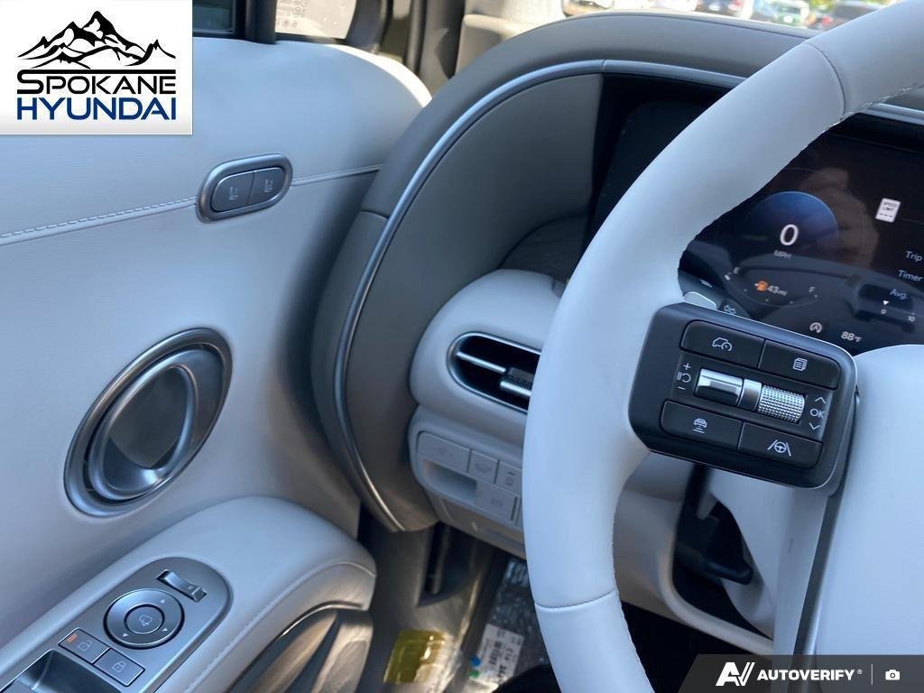 2026 Hyundai Palisade Limited - Photo 21