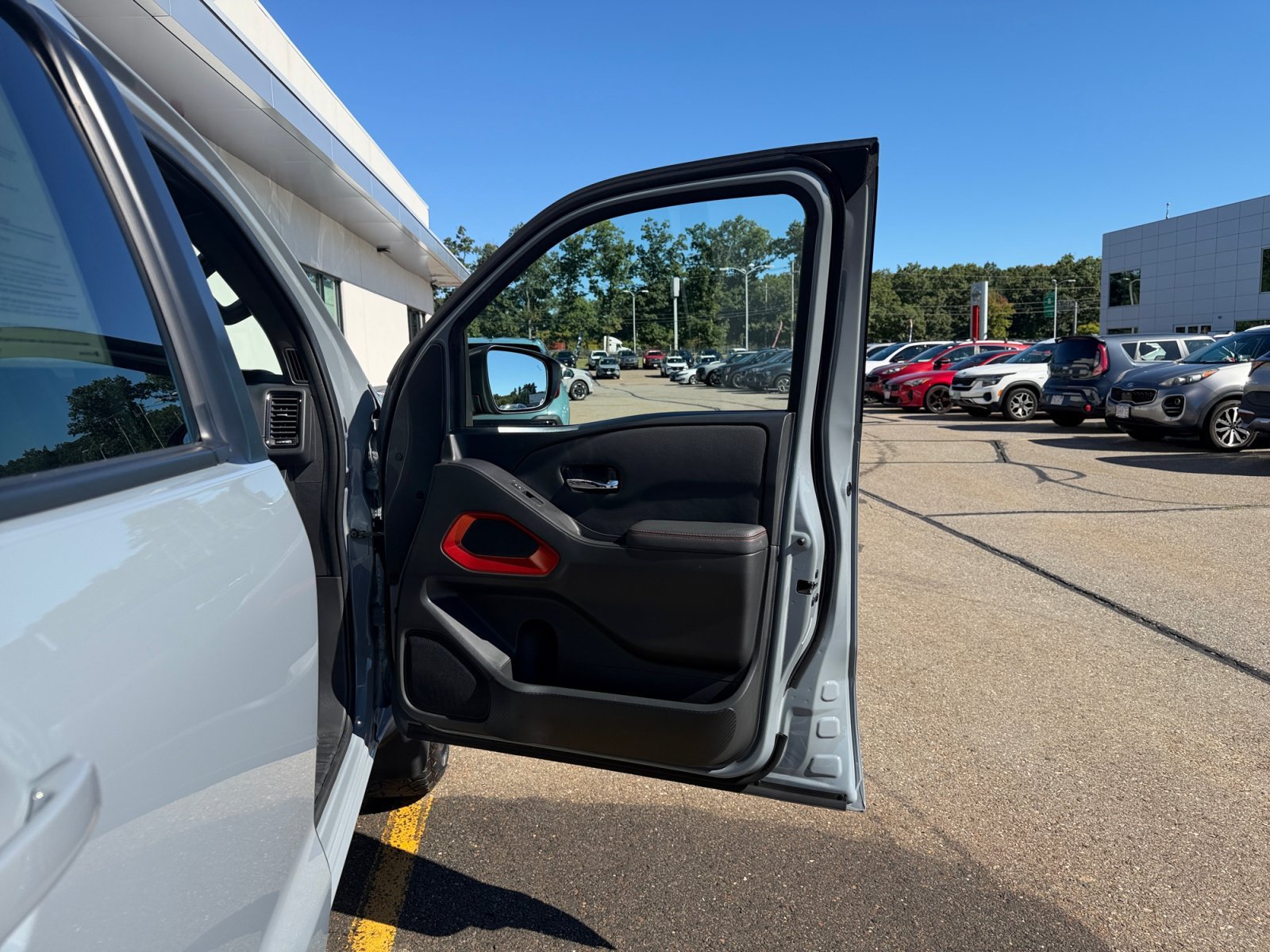 Used 2024 Boulder Gray Pearl Nissan PRO-4X image 29