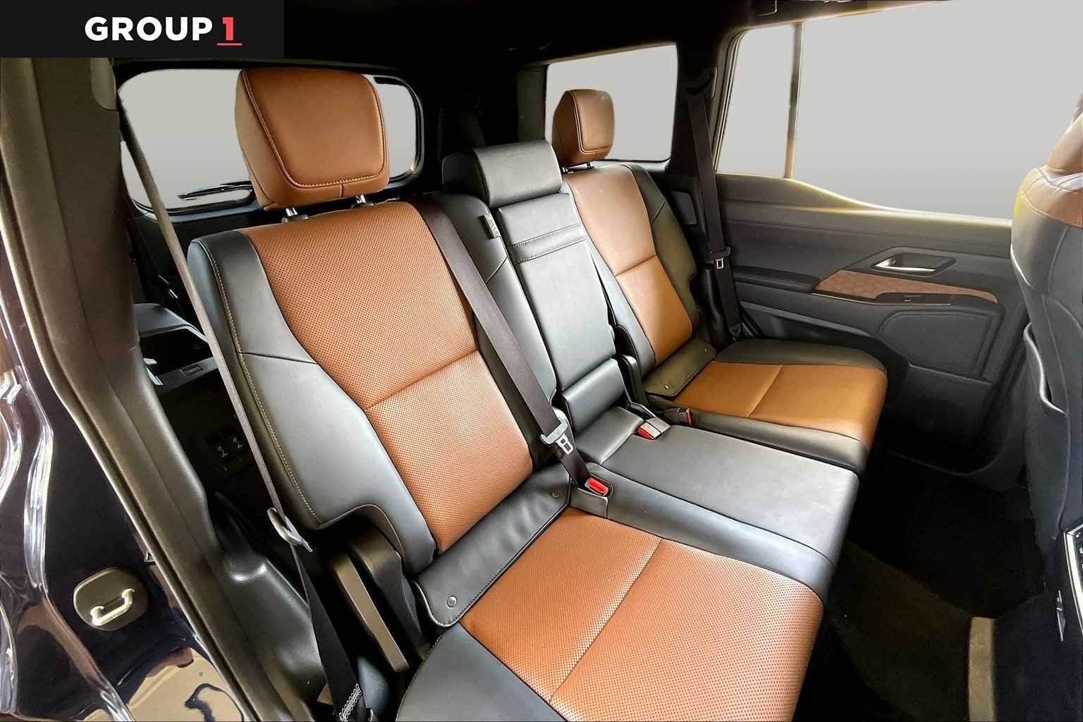 Used 2024 Nightfall Mica Lexus Premium+ image 17