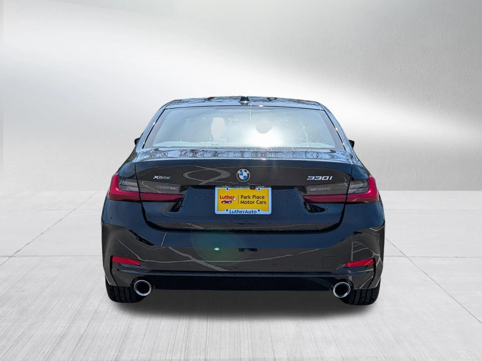 2023 BMW 3 Series 330i - Photo 6
