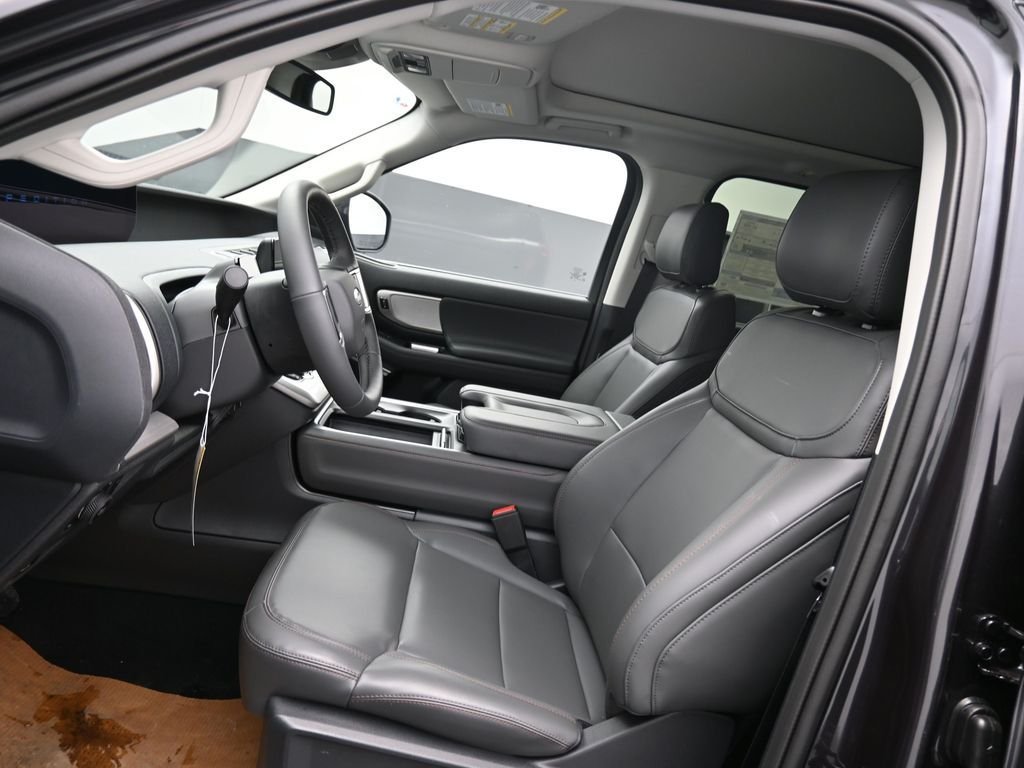 New 2025 Dark Matter Gray Metallic Ford Active image 10
