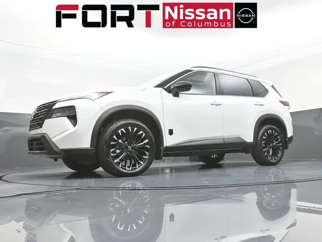New 2026 Everest White Pearl TriCoat Nissan Dark Armor™ image 35