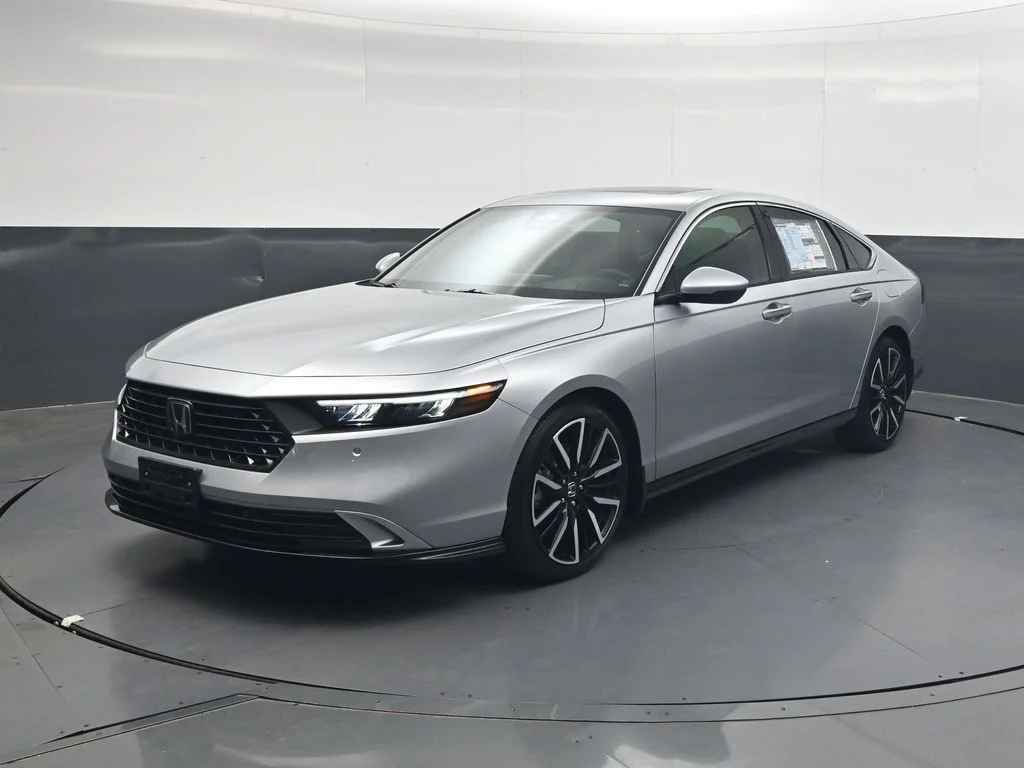 2026 Honda Accord Hybrid Touring - Photo 8
