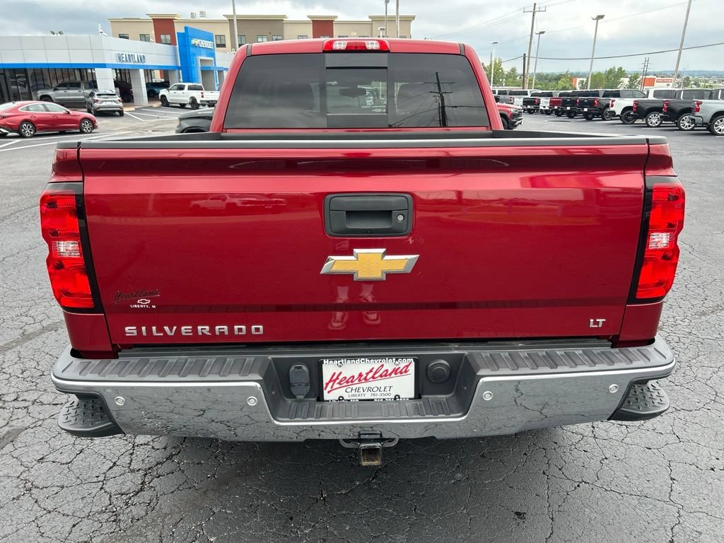 Used 2018 CAJUN RED TINTCOAT Chevrolet LT image 6
