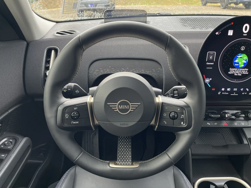 2025 MINI Countryman S - Photo 15