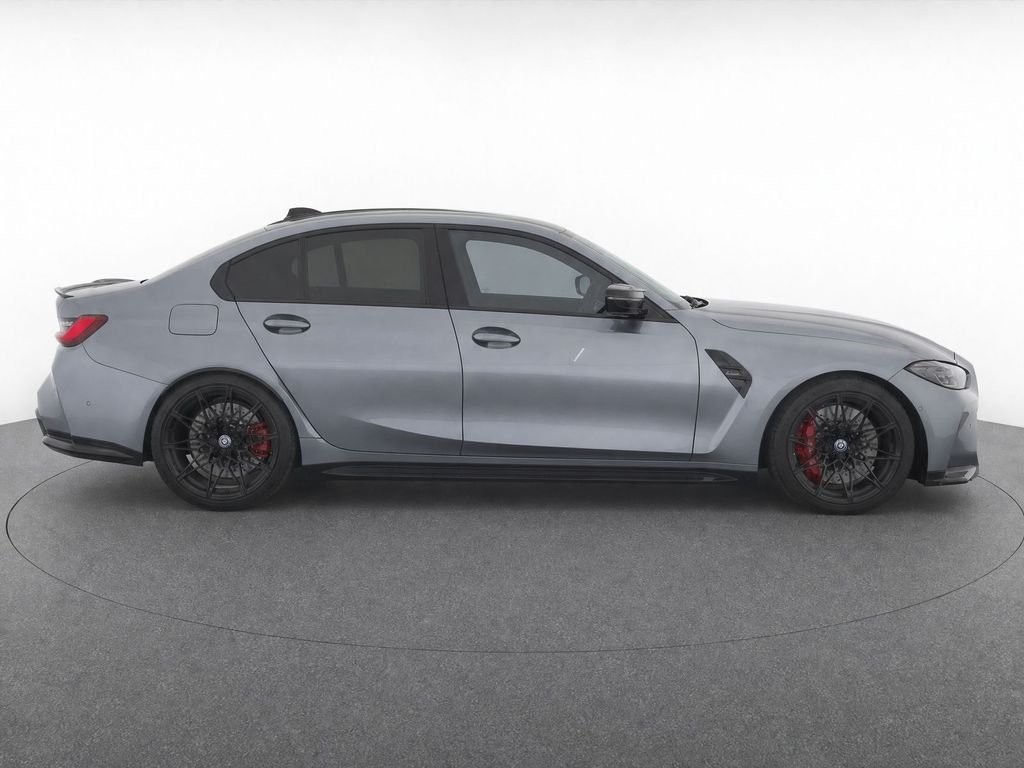 Used 2022 Skyscraper Grey Metallic BMW Competition image 2