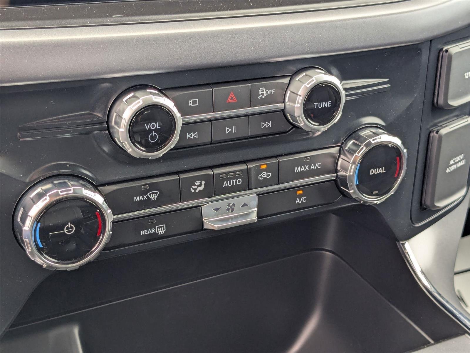 New 2026 Avalanche Ford XLT image 20