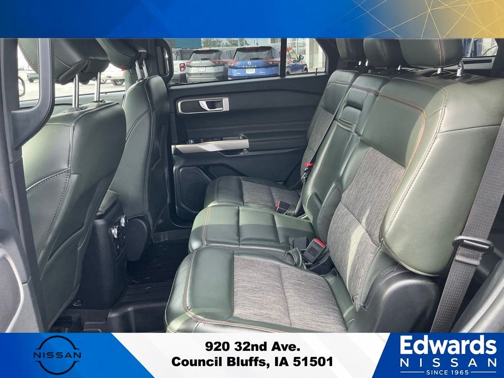 Used 2023 Green Ford Timberline image 15