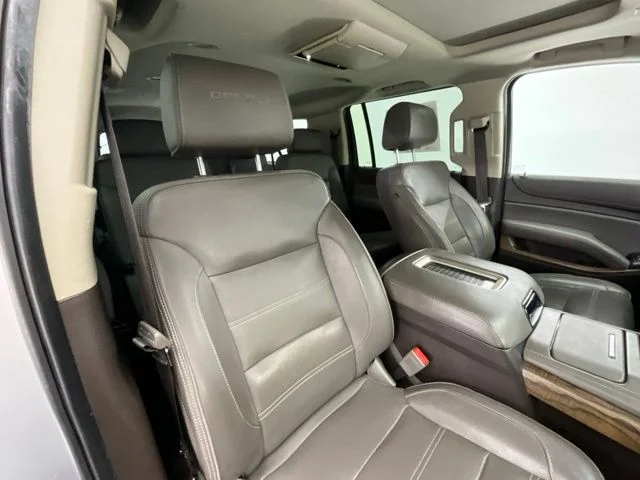 Used 2019 Silver GMC Denali image 14