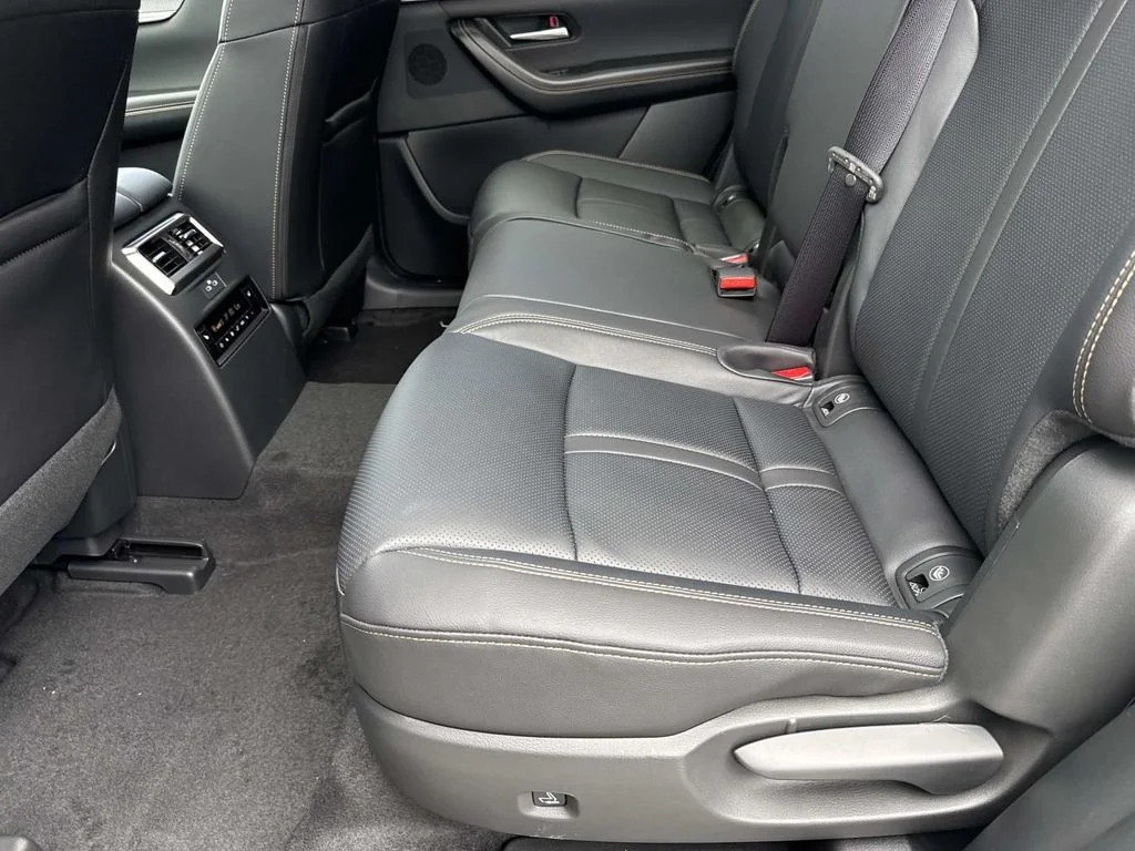 New 2026 Rhodium White Premium Mazda Preferred AWD image 19
