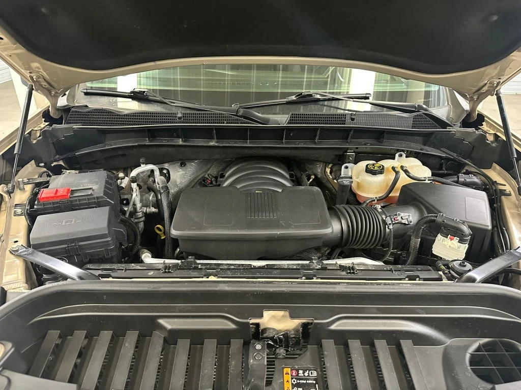 Certified Used 2022 Desert Sand Metallic GMC Elevation image 39
