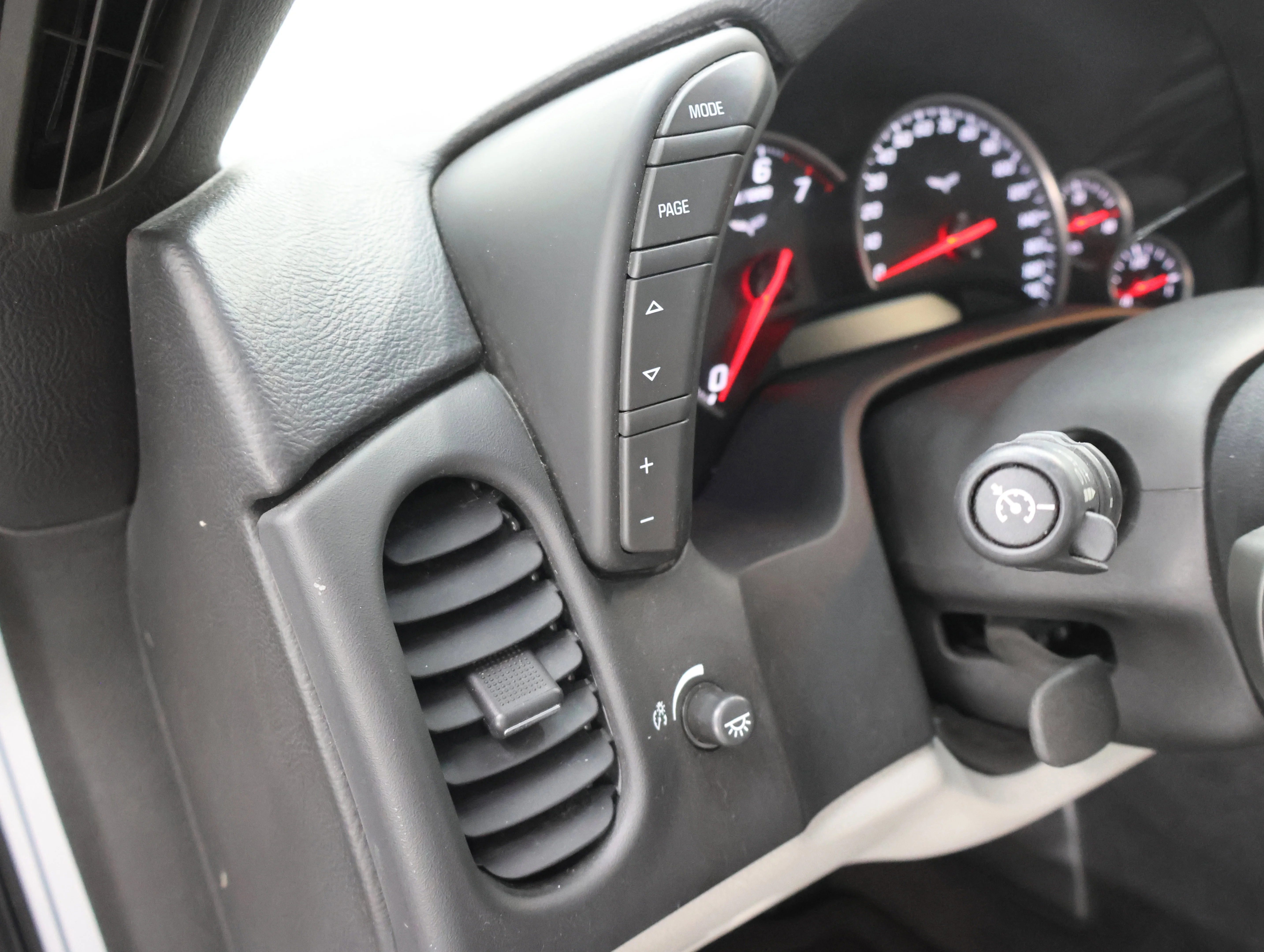 Used 2009 Blade Silver Metallic Chevrolet Base image 32