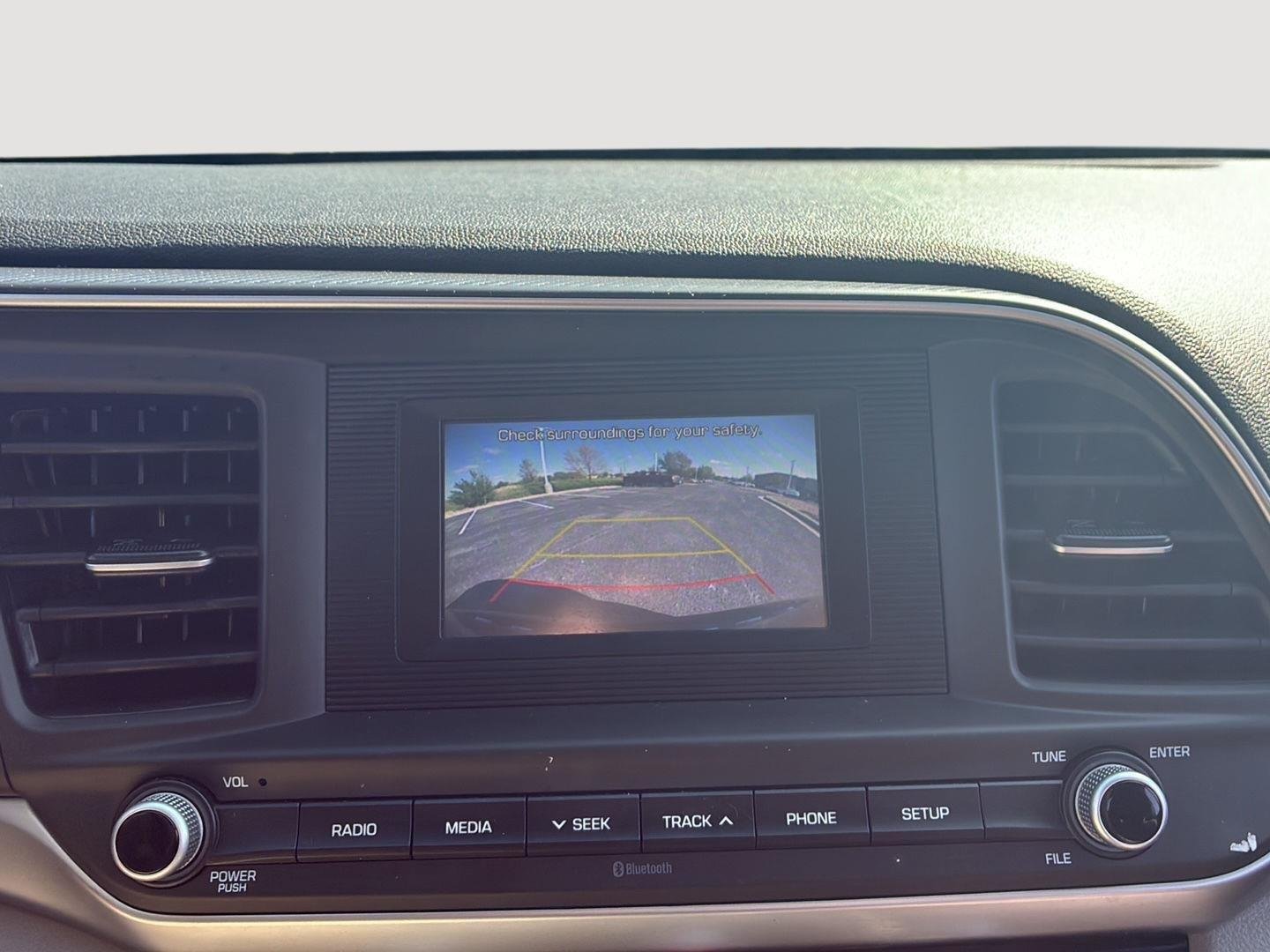Used 2020 Phantom Black Hyundai SE image 20