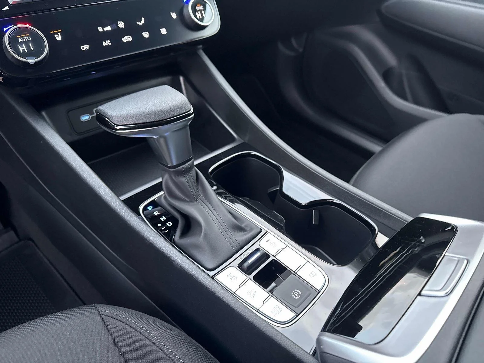 New 2026 Hampton Gray Hyundai SEL image 23