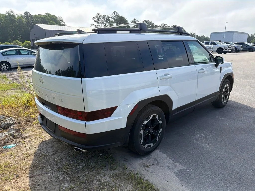 Used 2026 White Hyundai SEL image 3