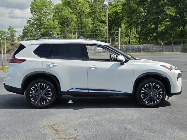 New 2026 Everest White Pearl TriCoat Nissan Platinum image 6