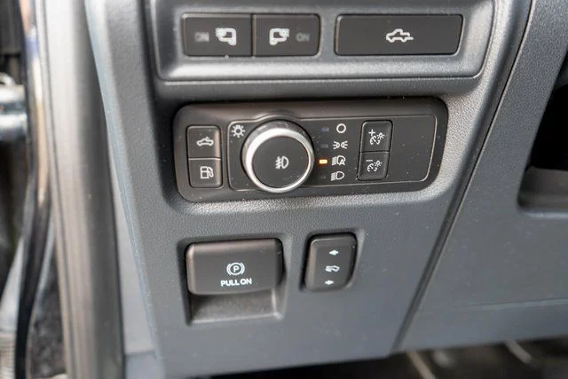 Used 2022 Black Ford XLT image 22