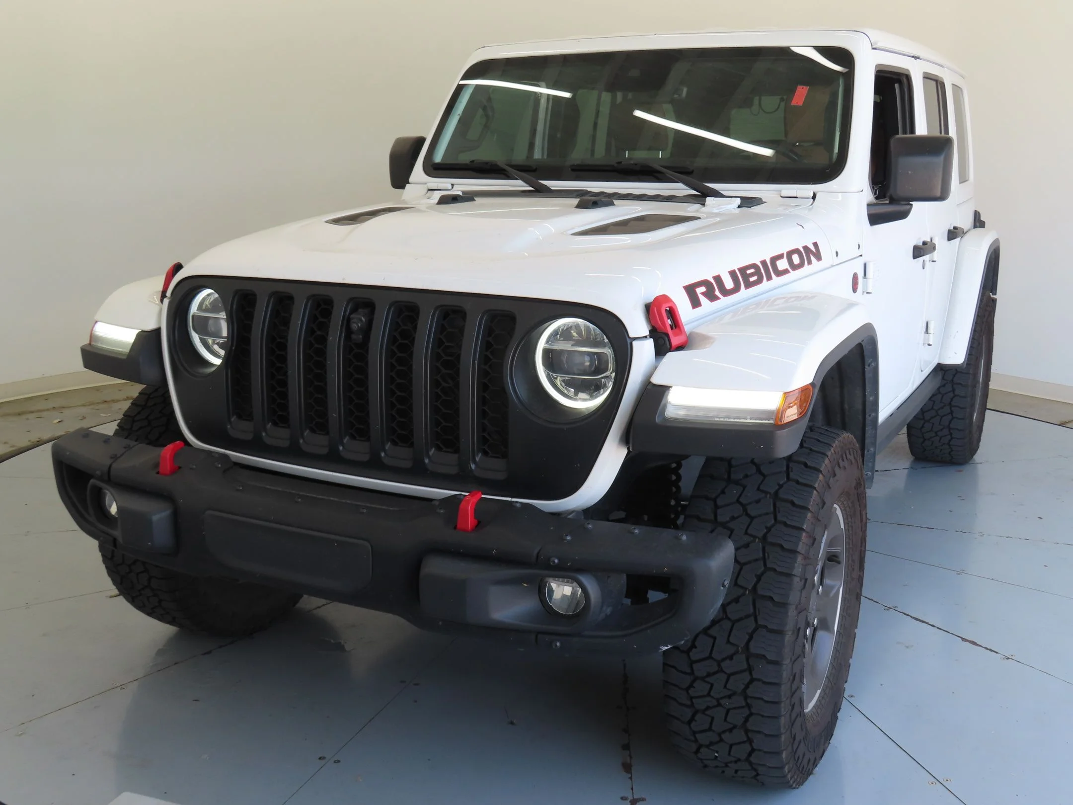 Used 2021 White Jeep Unlimited Rubicon image 8