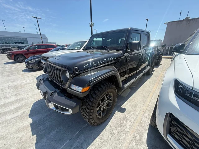 2025 Jeep Gladiator High Tide