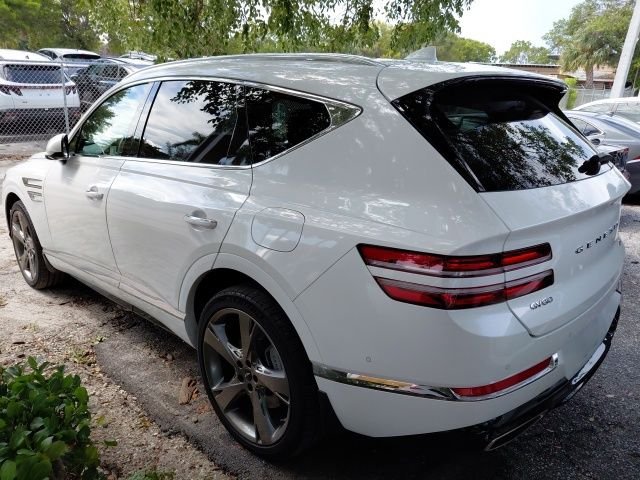 Used 2024 White Genesis 2.5T image 4