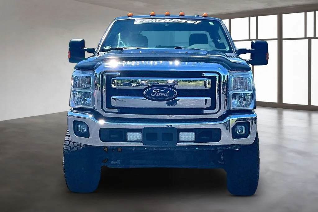 Used 2016 Blue Ford XLT image 3
