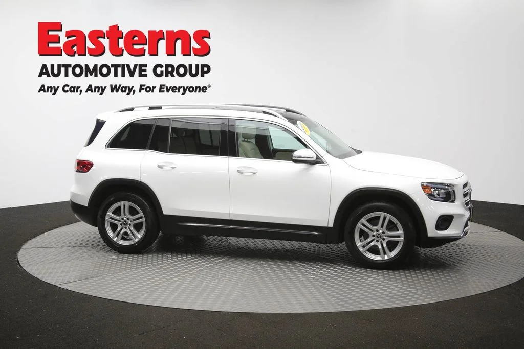 Used 2021 White Mercedes-Benz GLB 250 image 50