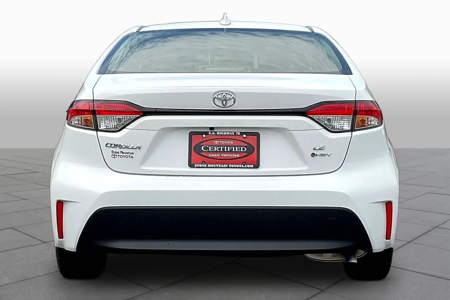 Used 2026 Ice Cap Toyota Hybrid LE image 5