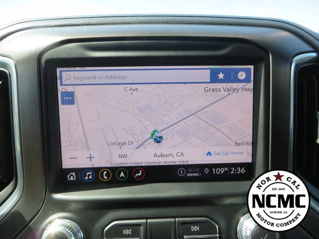Used 2021 Black GMC AT4 image 33